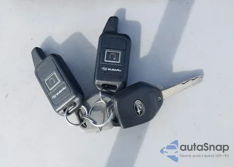 2013 Subaru Outback 3.6R Limited from USA, damaged, VIN 4S4BRDKC0D2238997